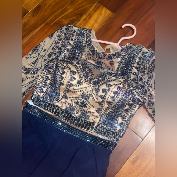 Size 0 - Picture 1 of 4